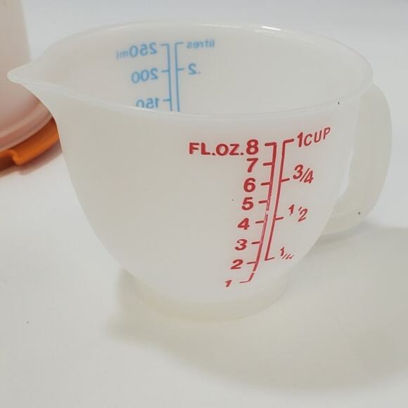 Vintage Tupperware TOYS MINI Party & Serve it Set 20 Piece **NEVER USED** - Picture 5 of 8